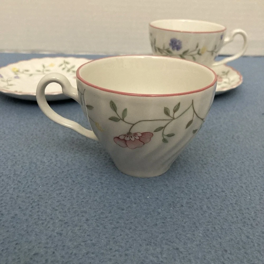 Johnson Brothers England Summer Chintz Tea Cups‎ & Saucers - Set of 2